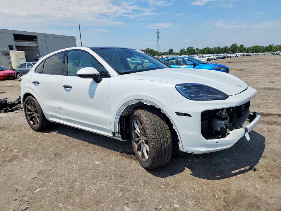 2024 Porsche Cayenne VIN WP1BA2AY4RDA53553 COPART salvage auction — FRONT END, VA, sold $45,500 on 2026-10-14 (photo 4)