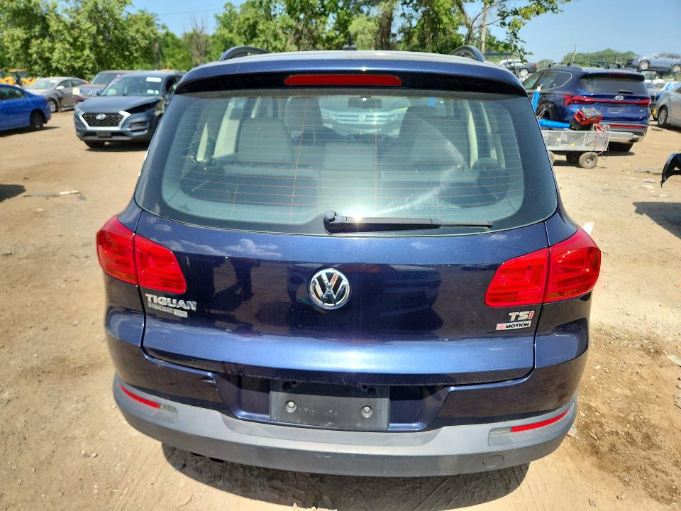 2016 Volkswagen Tiguan VIN WVGBV7AX8GW528645 COPART salvage auction — VANDALISM, Md - Certificate Of Title, sold $500 on 2026-08-04 (photo 6)