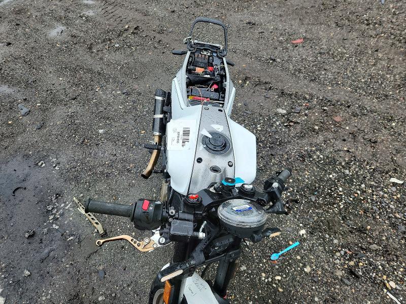 2022 Husqvarna Svartpilen VIN MD2JUJ403NC203490 COPART salvage auction — VANDALISM, PA - CERT OF SALVAGE-THEFT, sold $35 on 2026-07-16 (photo 5)