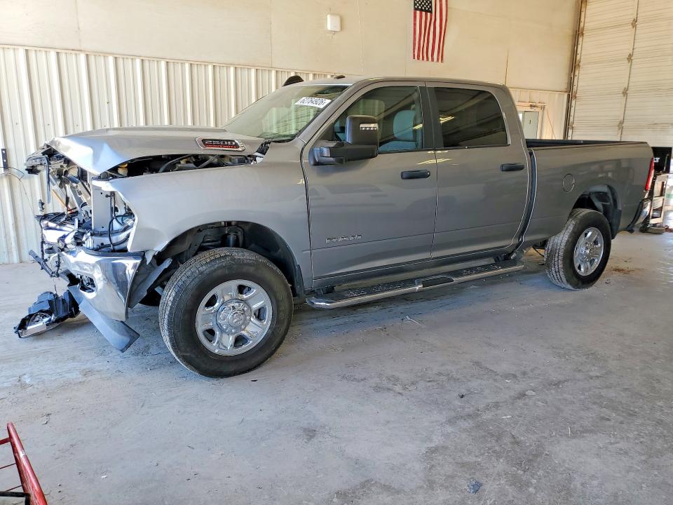 2024 Ram 2500 VIN 3C6UR5DJ4RG353848 — COPART salvage auction photo