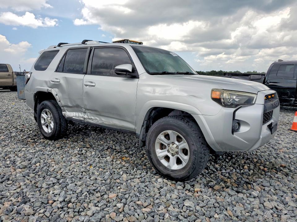 2015 Toyota 4runner VIN JTEBU5JR4F5249156 COPART salvage auction — SIDE, Fl - Cert Of Title Slvg Rebuildable, sold $9,600 on 2026-07-17 (photo 4)