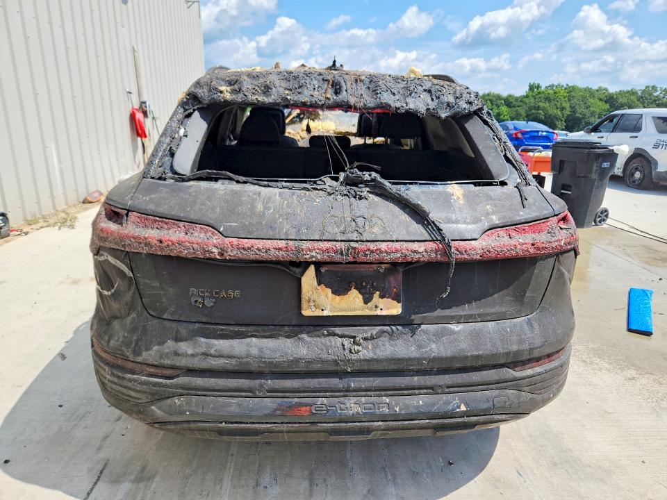 2024 Audi Q8 VIN WA15AAGE5RB065478 COPART salvage auction — BURN, GA - BILL OF SALE - PARTS ONLY, sold $975 on 2026-07-16 (photo 6)