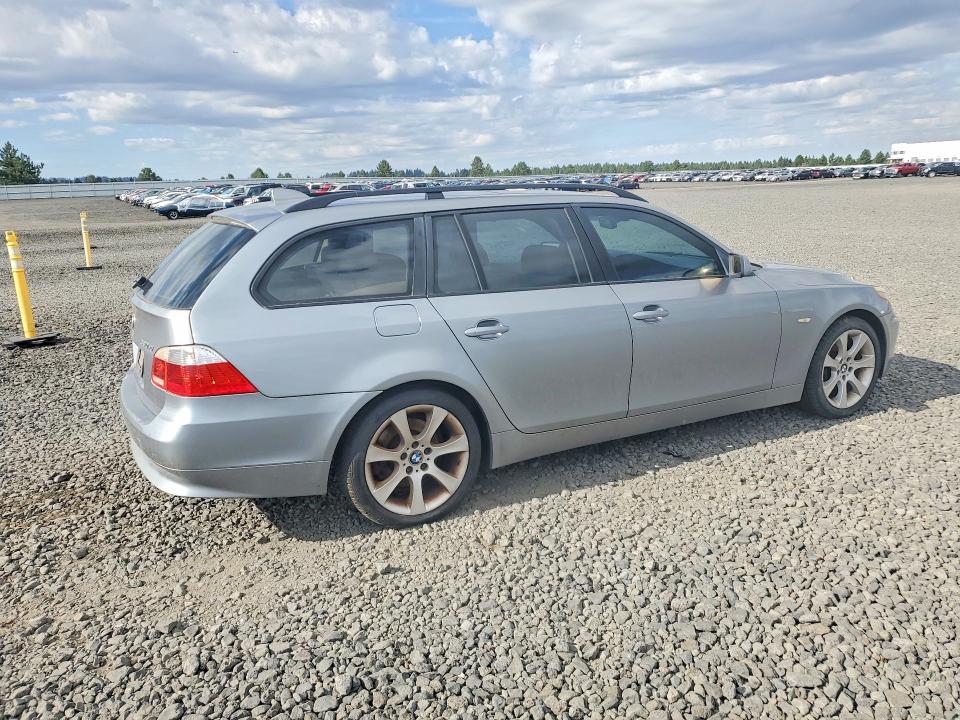 2007 BMW 5 series VIN WBANN735X7CN04794 COPART salvage auction — MINOR DENT/SCRATCHES, Wa - Vehicle Cert Of Ownership-Titl, sold $300 on 2026-07-08 (photo 3)