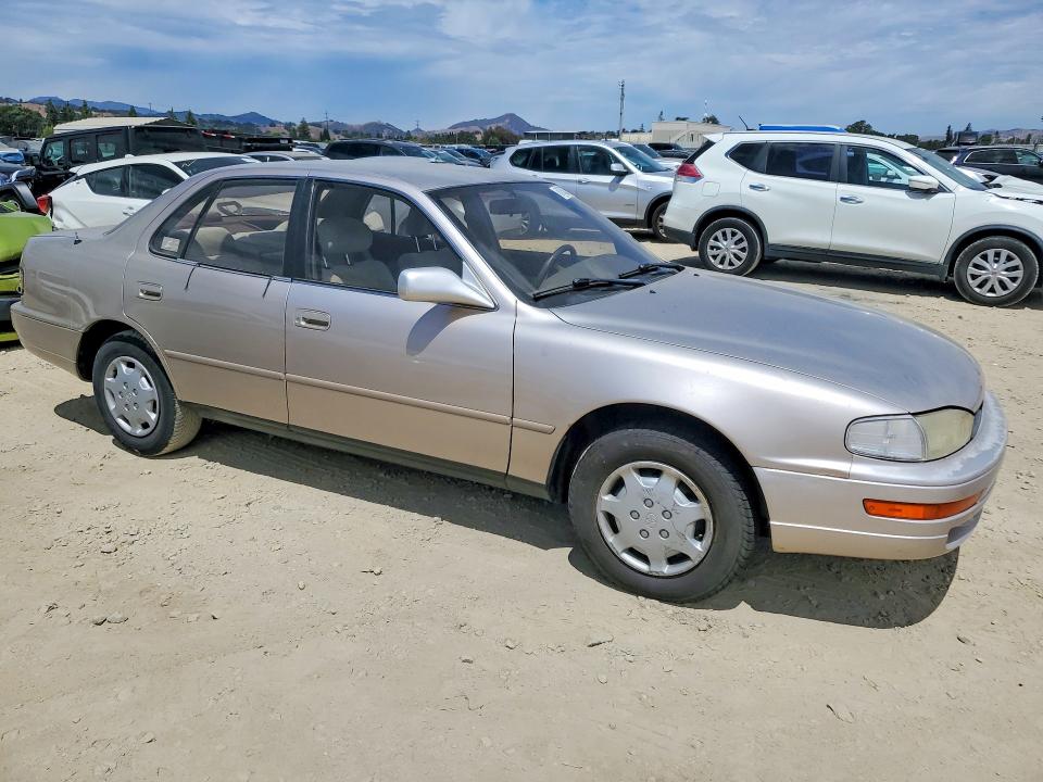 1994 Toyota Camry VIN JT2SK12E4R0268167 COPART salvage auction — MINOR DENT/SCRATCHES, CA - DLR/DIS/EXP ONLY SALVAGE TITLE, sold $1,200 on 2026-07-23 (photo 4)