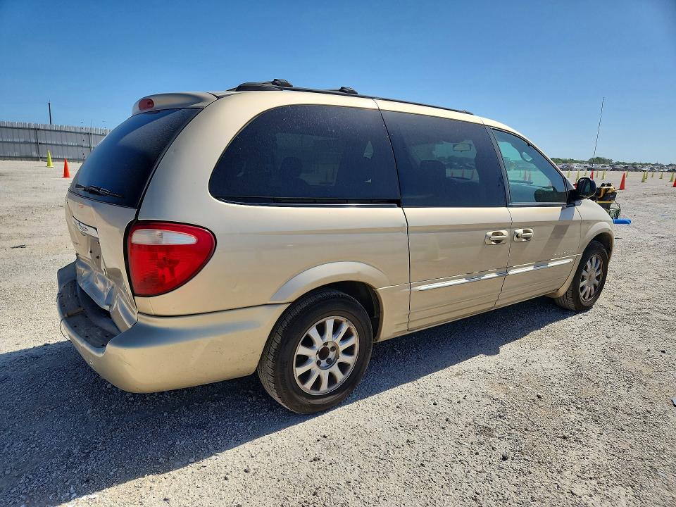 2001 Chrysler Town & country VIN 2C8GP54L11R238019 COPART salvage auction — REAR END, Tx - Salvage Vehicle Title, sold $10 on 2026-07-30 (photo 3)