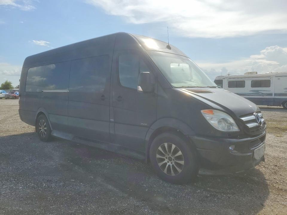 2013 Mercedes-benz Sprinter VIN WD3PE8CC7D5785771 COPART salvage auction — HAIL, Tx - Certificate Of Title, sold $5,900 on 2026-07-21 (photo 4)