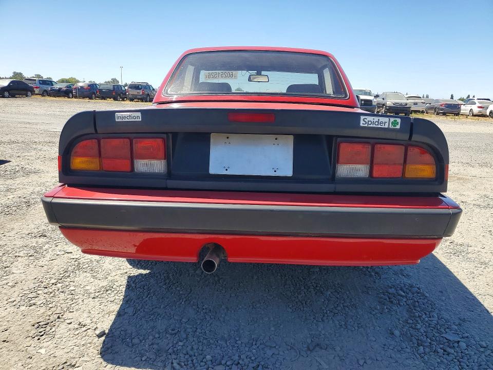 1987 Alfa romeo Spider VIN ZARBA5566H1053040 COPART salvage auction — MECHANICAL, CA - DIS/DLR/EXP ONLY CLEAN TITLE, sold $4,000 on 2026-07-09 (photo 6)