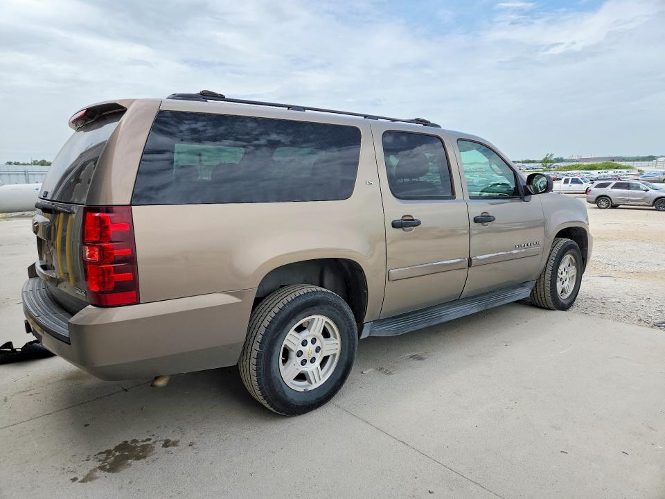 2007 Chevrolet Suburban VIN 1GNFK16397J301471 COPART salvage auction — MINOR DENT/SCRATCHES, Ne - Certificate Of Title, sold $1,600 on 2026-07-09 (photo 3)