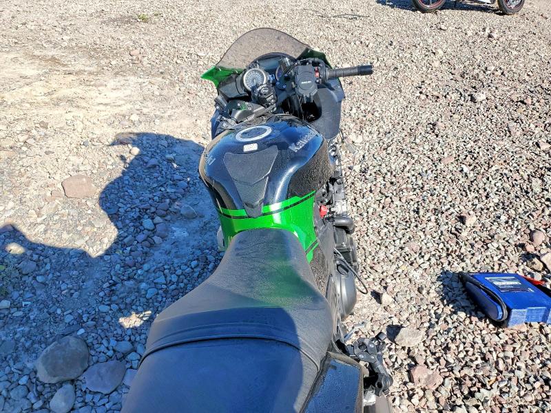 2020 Kawasaki Ninja VIN JKBZXNJ13LA010887 COPART salvage auction — MINOR DENT/SCRATCHES, NY - CERTIFICATE OF TITLE (P), sold $6,600 on 2026-07-28 (photo 6)