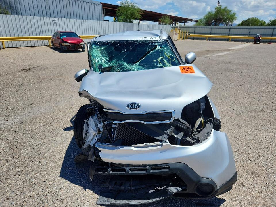 2015 Kia Soul VIN KNDJP3A58F7801979 COPART salvage auction — SIDE, Az - Cert Of Title - Salvage, sold $300 on 2026-07-31 (photo 5)