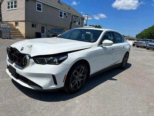 2026 BMW 5er VIN WBA43FJ09TCV72808 COPART salvage auction — FRONT END, Ca - Certificate Of Title, sold $39,750 on 2026-08-24 (photo 1)