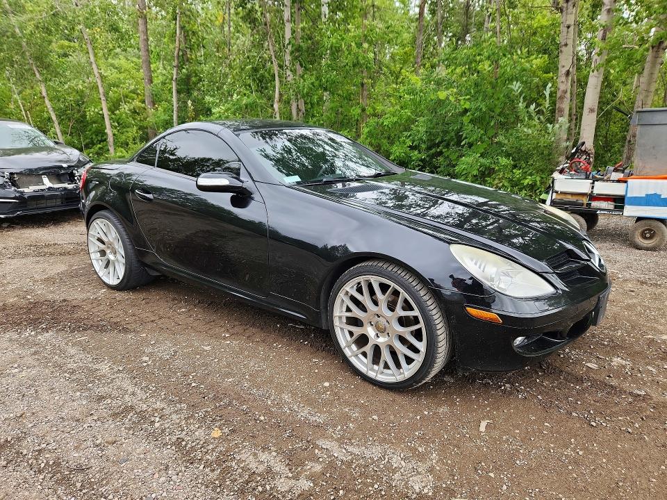2006 Mercedes-benz Slk-klasse VIN WDBWK54F96F126569 COPART salvage auction — FRONT END, On - Permit No Brand - Unfit, sold $3,600 on 2026-08-18 (photo 4)