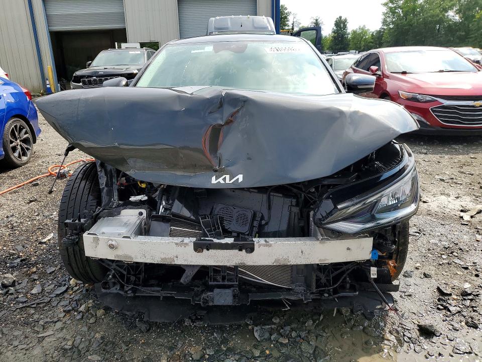 2023 Kia Ev6 VIN KNDC34LA2P5602735 COPART salvage auction — FRONT END, VA - CERT OF TITLE - SALVAGE, sold $3,100 on 2026-07-29 (photo 5)