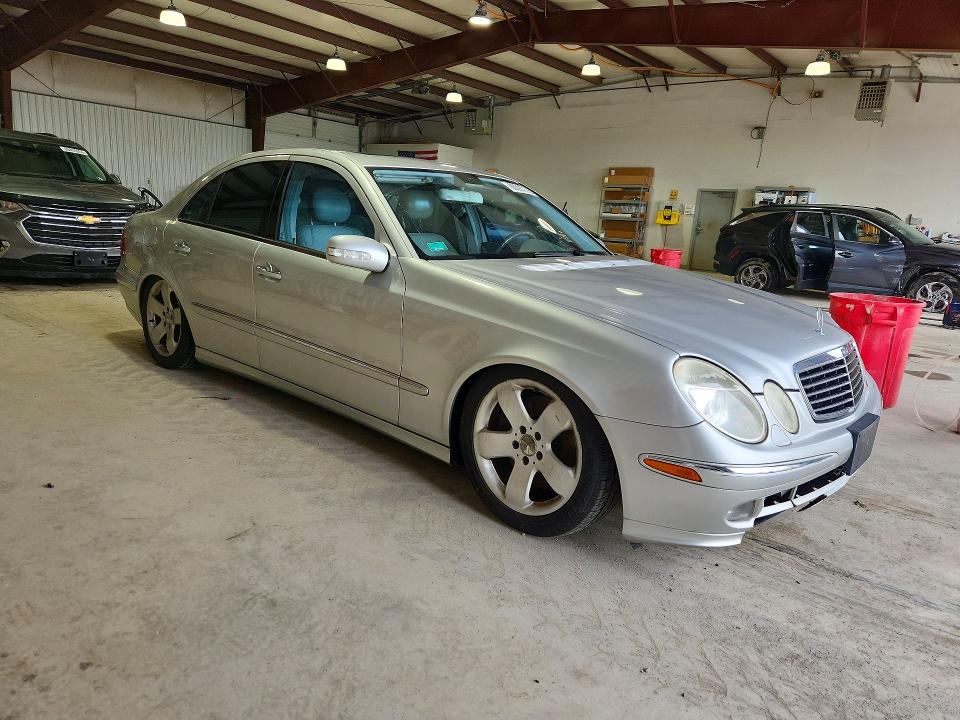 2005 Mercedes-benz E-class VIN WDBUF83J25X187046 COPART salvage auction — MECHANICAL, MD - CERTIFICATE OF TITLE, sold $425 on 2026-08-14 (photo 4)