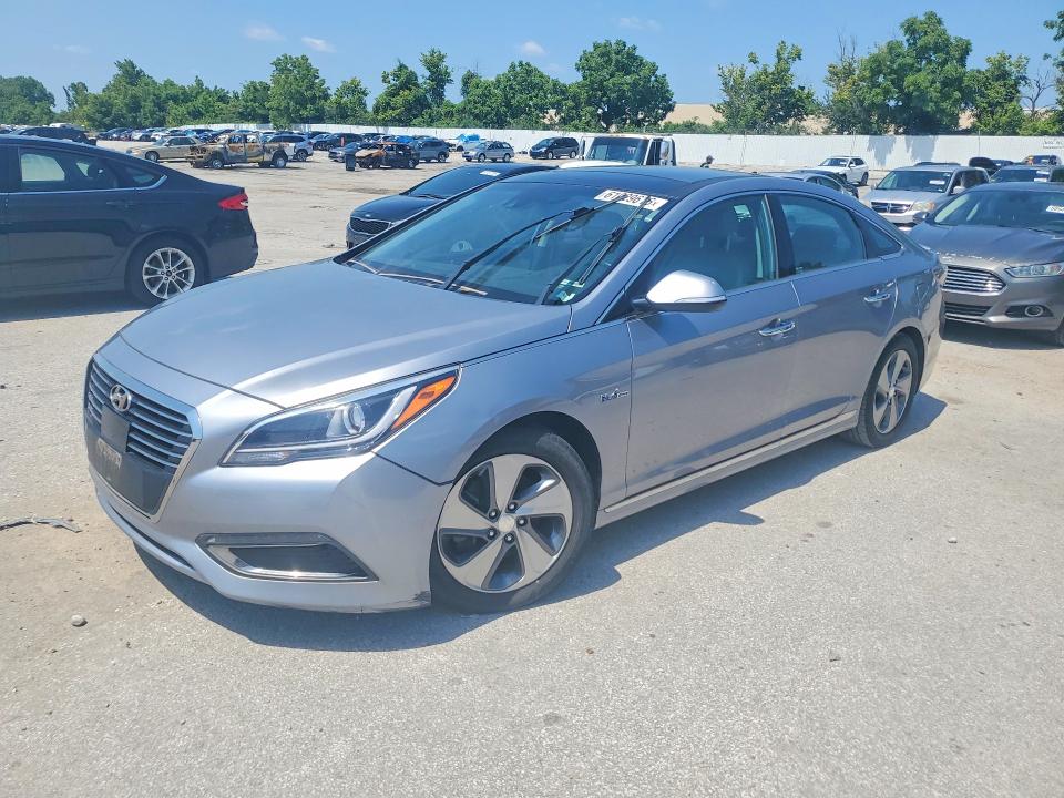 2016 Hyundai Sonata VIN KMHE34L16GA020763 COPART salvage auction — MECHANICAL, Mo - Certificate Of Title, sold $900 on 2026-07-17 (photo 1)