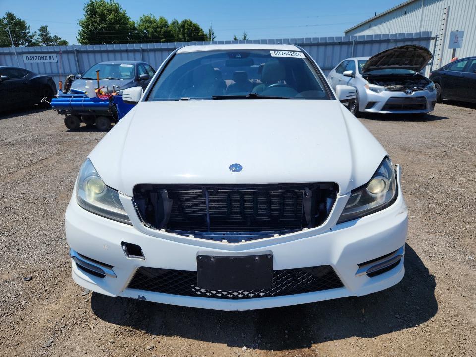 2014 Mercedes-benz C-klasse VIN WDDGF8AB6EA915597 COPART salvage auction — FRONT END, On - Permit No Brand - Unfit, sold $2,400 on 2026-08-20 (photo 5)