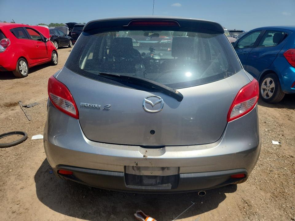 2012 Mazda 2 VIN JM1DE1LY8C0146287 COPART salvage auction — NORMAL WEAR, Il - Certificate Of Title, sold $1,050 on 2026-07-28 (photo 6)