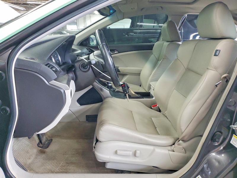 2010 Acura Tsx VIN JH4CU4F4XAC001318 COPART salvage auction — MINOR DENT/SCRATCHES, IL - CERTIFICATE OF TITLE, sold $2,050 on 2026-07-13 (photo 7)