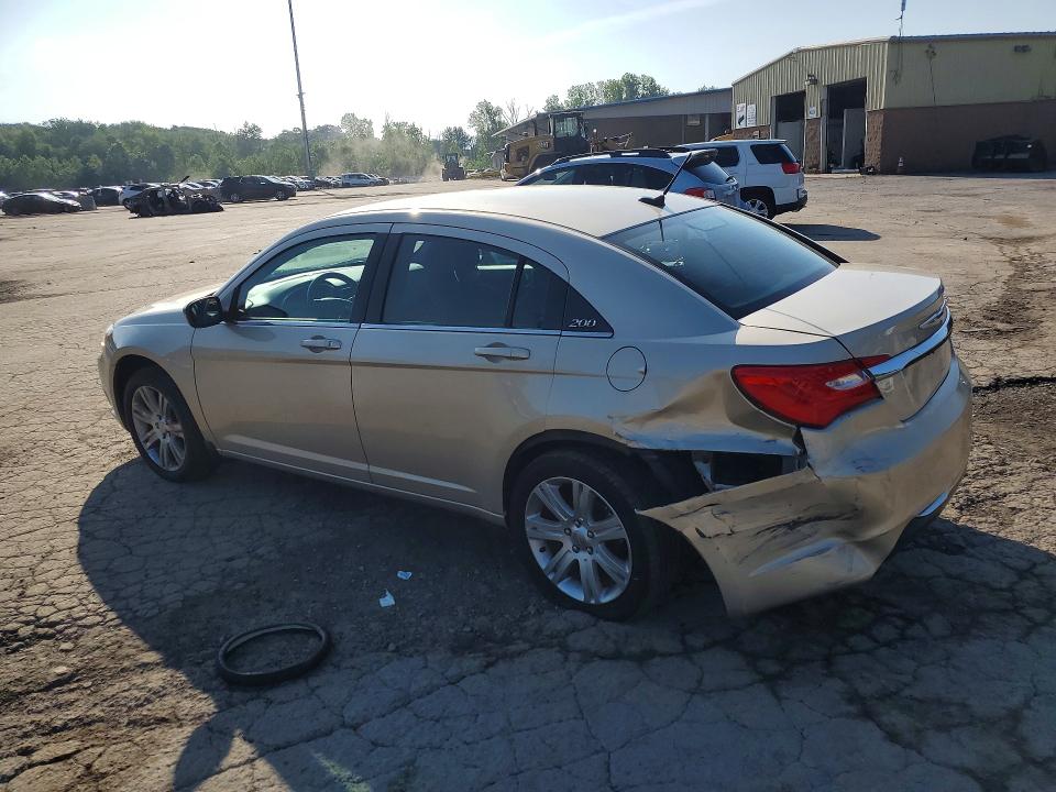 2013 Chrysler 200 VIN 1C3CCBAB8DN762084 COPART salvage auction — REAR END, Ny - Mv-907A Salvage Certificate, sold $450 on 2026-07-16 (photo 2)