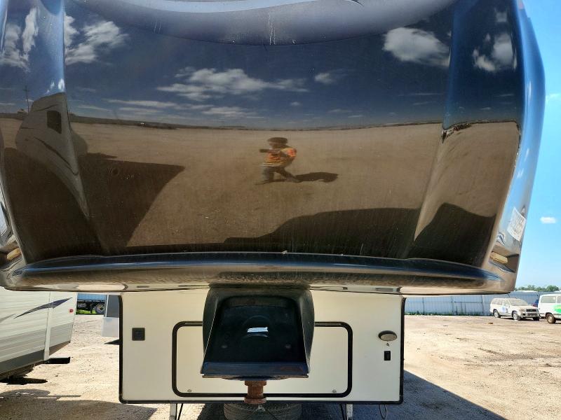 2015 Heartland Elkridge VIN 5SFRG3924FE298599 COPART salvage auction — WATER/FLOOD, NE - CERT OF TITLE-SALVAGE, sold $30 on 2026-07-30 (photo 7)