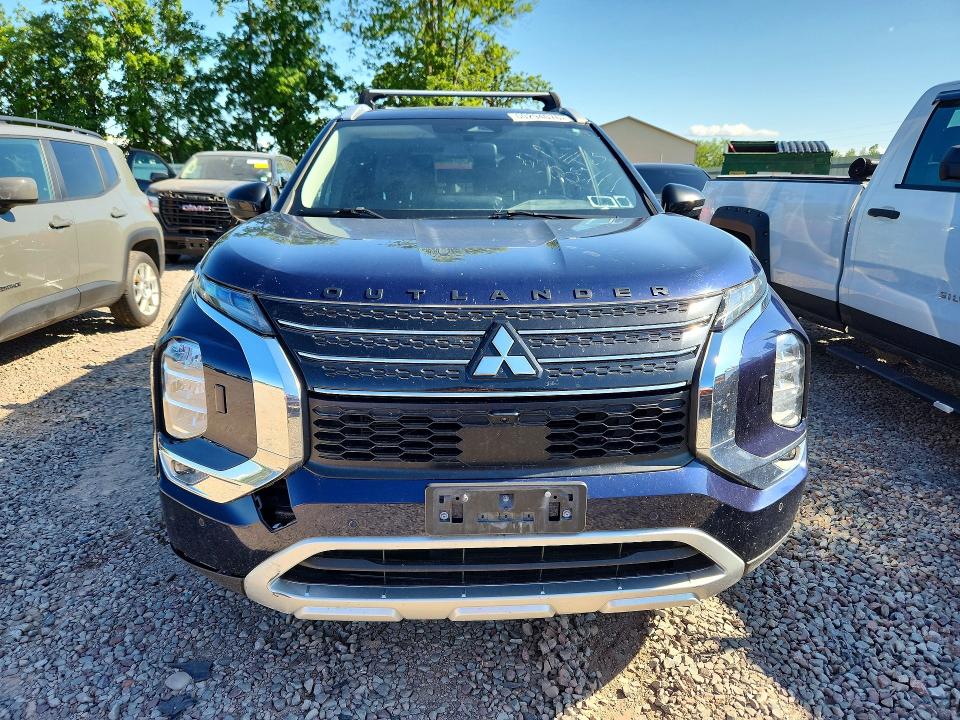 2022 Mitsubishi Outlander VIN JA4J4UA86NZ037698 COPART salvage auction — MECHANICAL, MT - CERTIFICATE OF TITLE (P), sold $8,900 on 2026-07-28 (photo 5)