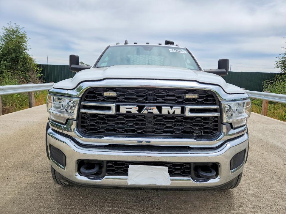 2022 Ram 5500 VIN 3C7WRNBLXNG233152 COPART salvage auction — MINOR DENT/SCRATCHES, Tx - Certificate Of Title, sold $23,500 on 2026-07-16 (photo 5)