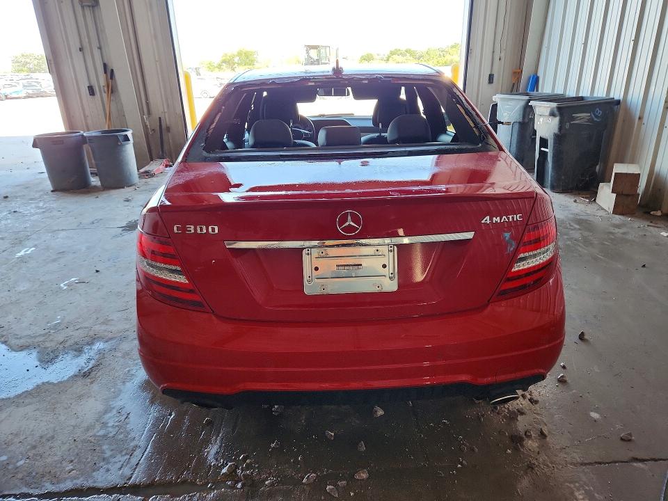 2014 Mercedes-benz C-klasse VIN WDDGF8AB0ER308872 COPART salvage auction — HAIL, Wi - Certificate Of Title, sold $4,650 on 2026-08-10 (photo 6)