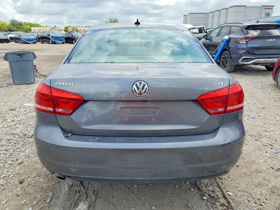 2015 Volkswagen Passat VIN 1VWAS7A30FC080534 COPART salvage auction — FRONT END, Tx - Salvage Title-Flood Damage, sold $250 on 2026-07-31 (photo 6)