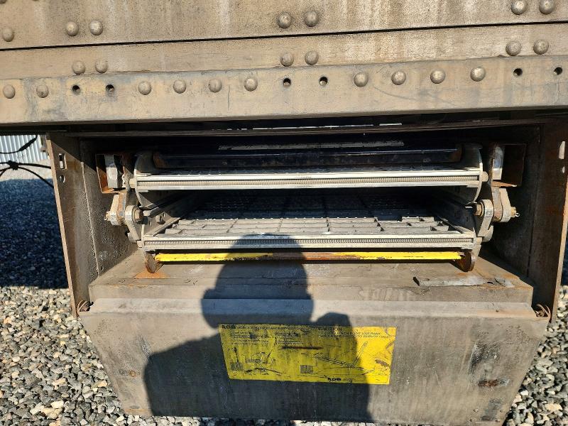 2016 Utility trailer VIN 1UYVS2482GU427437 COPART salvage auction — REAR END, IL - DIS/DLR/EXP ONLY CLEAN TITLE (P), sold $1,400 on 2026-09-29 (photo 9)