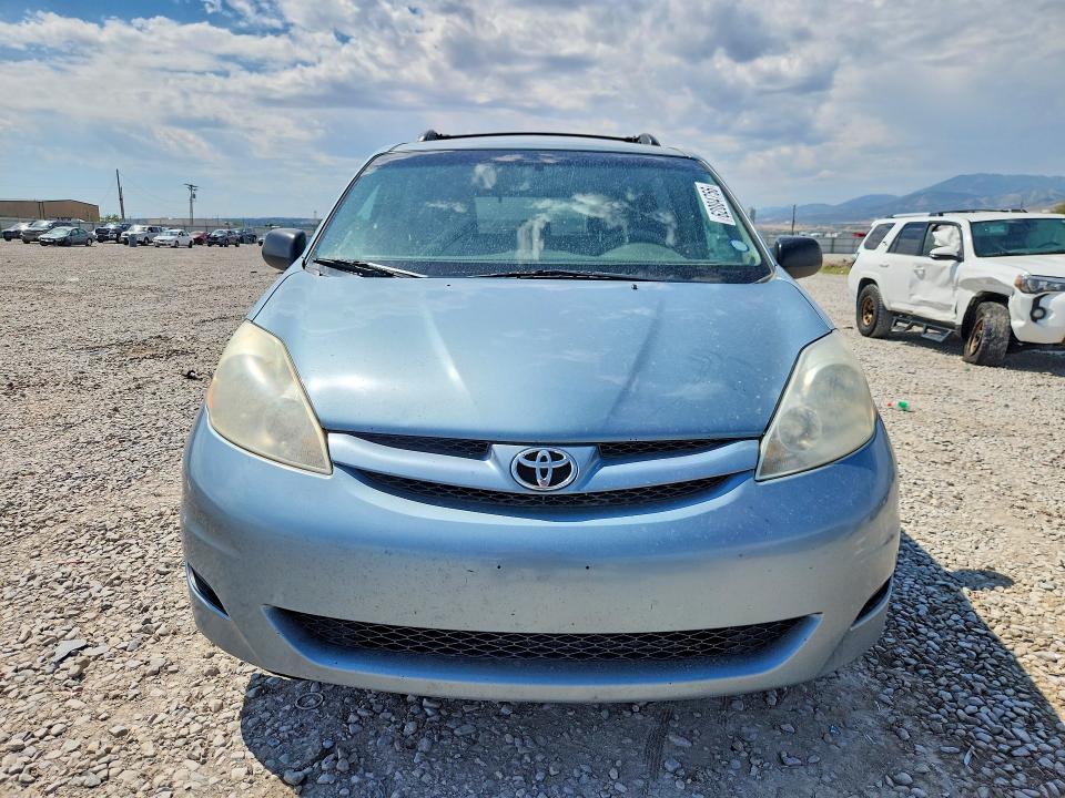 2009 Toyota Sienna VIN 5TDZK23C39S278680 COPART salvage auction — MINOR DENT/SCRATCHES, Ut - Certificate Of Title, sold $350 on 2026-07-31 (photo 5)