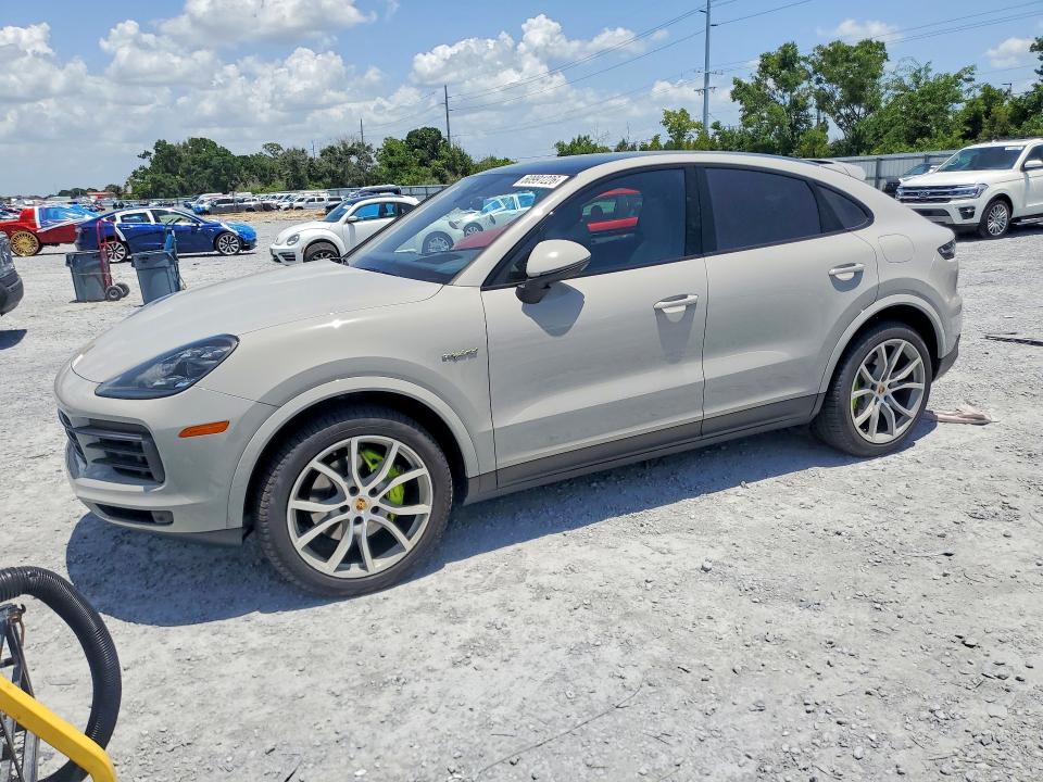 2020 Porsche Cayenne VIN WP1BE2AYXLDA55139 COPART salvage auction — SIDE, Salvage Title, sold $33,500 on 2026-07-24 (photo 1)
