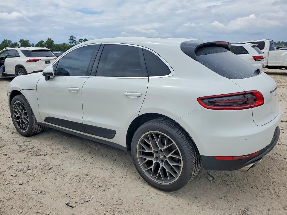 2015 Porsche Macan VIN WP1AB2A51FLB74668 COPART salvage auction — NORMAL WEAR, Fl - Certificate Of Title, sold $4,250 on 2026-08-04 (photo 2)