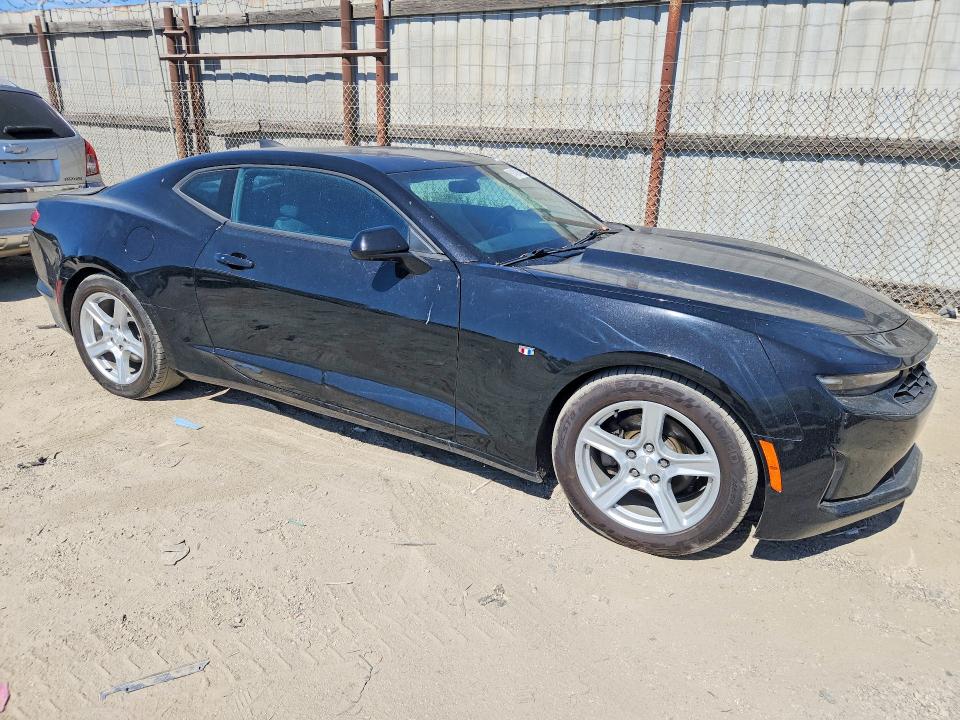 2019 Chevrolet Camaro VIN 1G1FB1RS2K0105469 COPART salvage auction — MECHANICAL, CA - DIS/DLR/EXP ONLY CLEAN TITLE, sold $2,850 on 2026-07-28 (photo 4)