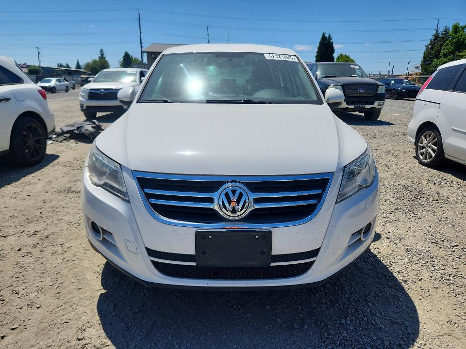 2011 Volkswagen Tiguan VIN WVGBV7AX5BW516171 COPART salvage auction — REAR END, OR - CERTIFICATE OF TITLE, sold $200 on 2026-08-04 (photo 5)