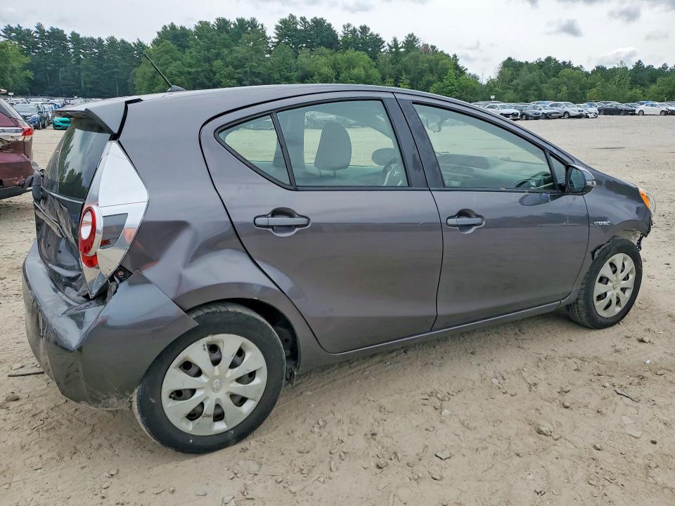 2014 Toyota Prius VIN JTDKDTB38E1071275 COPART salvage auction — FRONT END, Ma - Cert Of Title-Reconstrctd Coll, sold $775 on 2026-07-30 (photo 3)