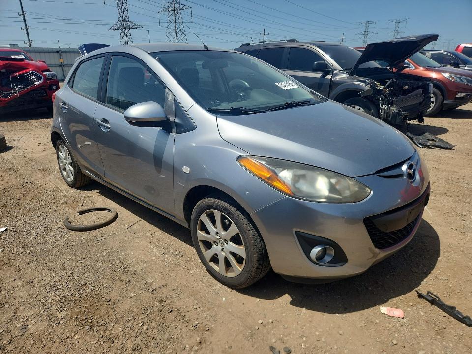 2012 Mazda 2 VIN JM1DE1LY8C0146287 COPART salvage auction — NORMAL WEAR, Il - Certificate Of Title, sold $1,050 on 2026-07-28 (photo 4)