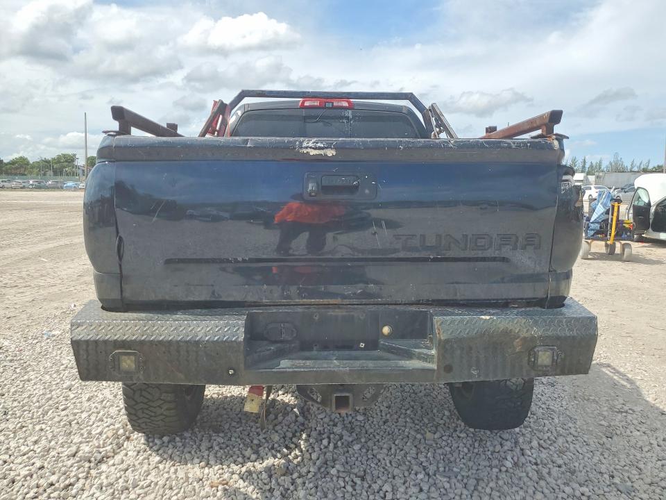 2015 Toyota Tundra VIN 5TFBY5F12FX464728 COPART salvage auction — MINOR DENT/SCRATCHES, Mt - Certificate Of Title, sold $4,400 on 2026-07-09 (photo 6)