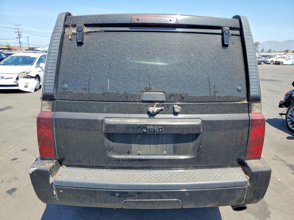 2008 Jeep Commander VIN 1J8HH48K68C114662 COPART salvage auction — MINOR DENT/SCRATCHES, CA - DIS/DLR/EXP ONLY CLEAN TITLE, sold $275 on 2026-07-29 (photo 6)