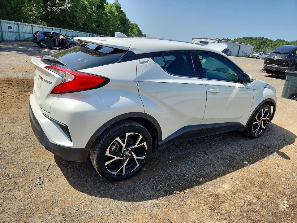 2019 Toyota C-hr VIN NMTKHMBX6KR087503 COPART salvage auction — MINOR DENT/SCRATCHES, FL - CERTIFICATE OF TITLE (P), sold $1,600 on 2026-07-30 (photo 3)