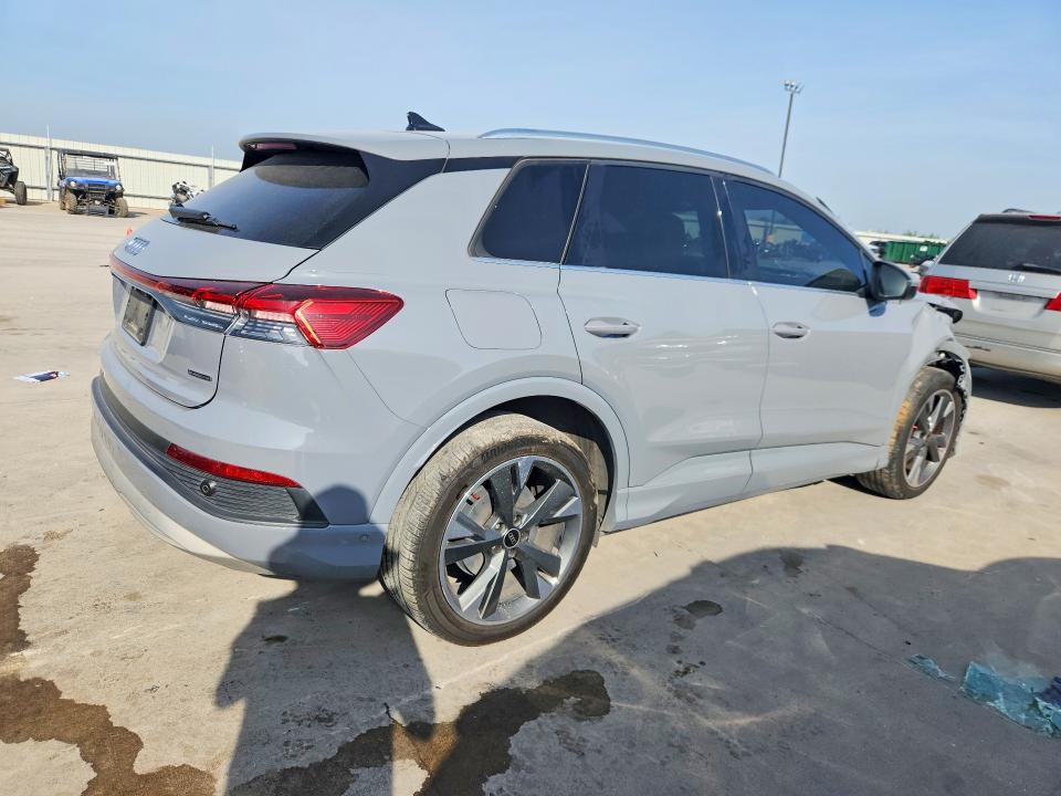 2022 Audi Q4 e-tron VIN WA1H2BFZ8NP053407 COPART salvage auction — FRONT END, Tx - Salvage Vehicle Title, sold $12,300 on 2026-09-03 (photo 3)