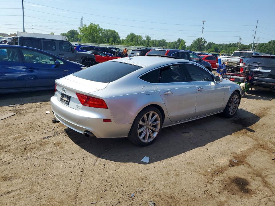 2013 Audi A7 VIN WAUYGAFC6DN056438 COPART salvage auction — WATER/FLOOD, Mi - Certificate Of Title, sold $525 on 2026-07-31 (photo 3)