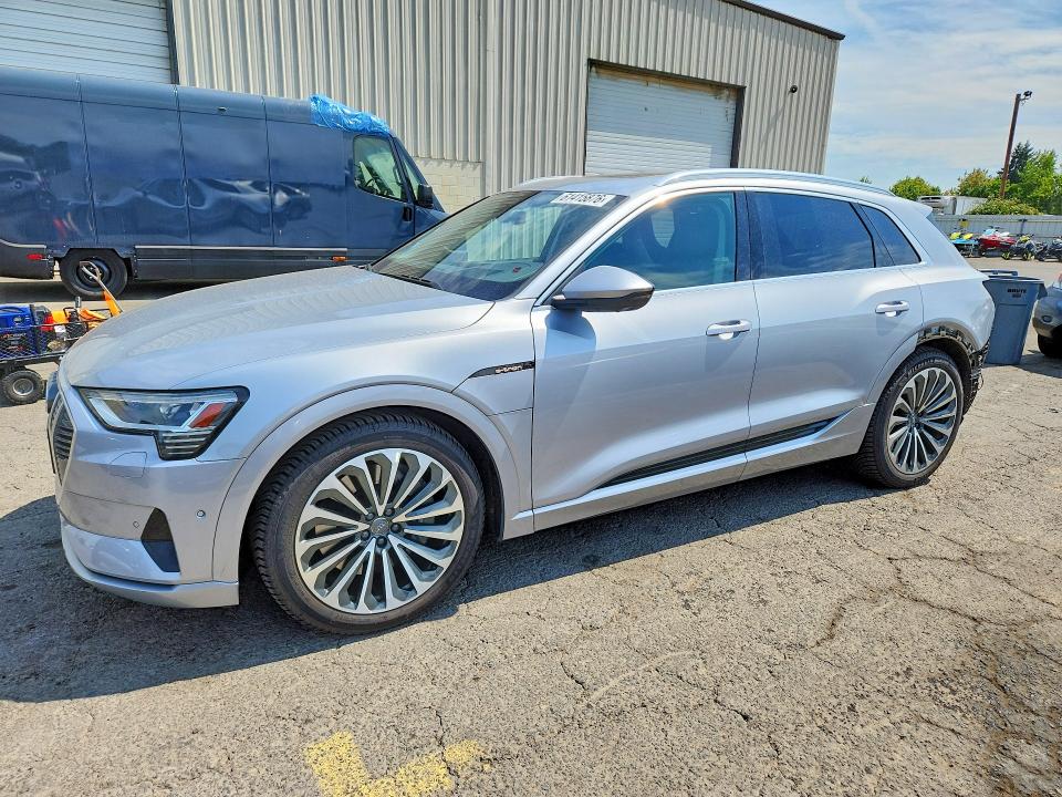2019 Audi E-tron VIN WA1VABGE7KB008940 — COPART salvage auction photo