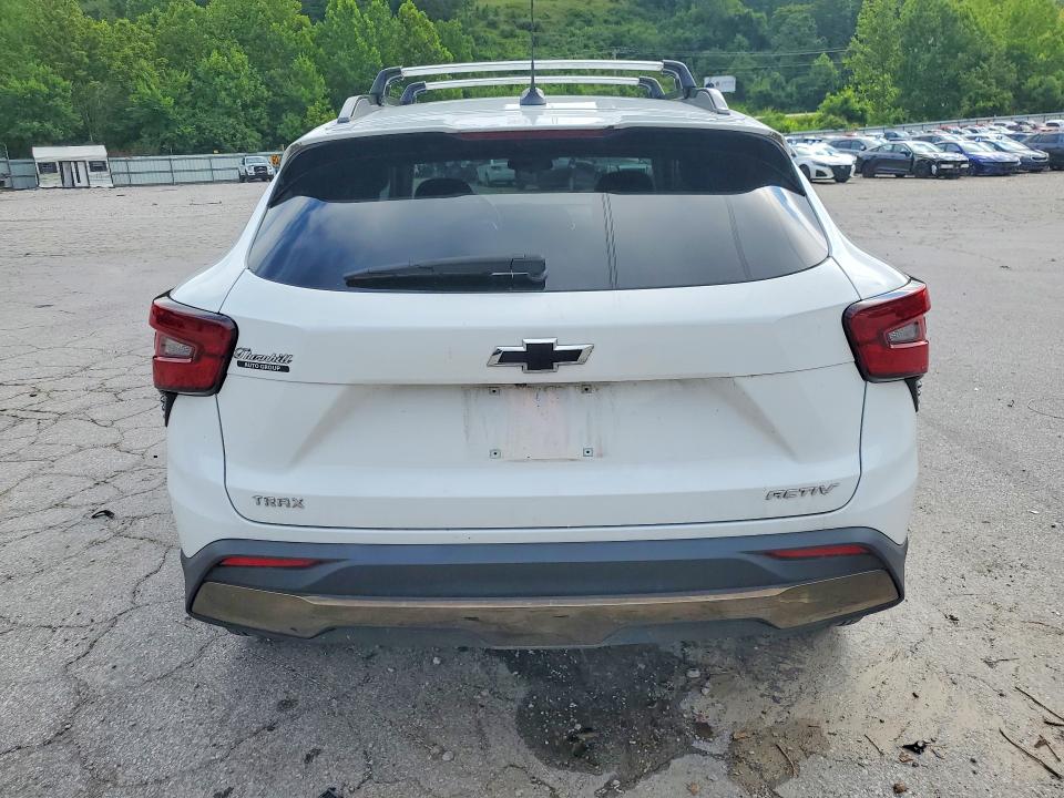 2024 Chevrolet VIN KL77LKE25RC206886 COPART salvage auction — WATER/FLOOD, Salvage Title, sold $5,400 on 2026-07-30 (photo 6)