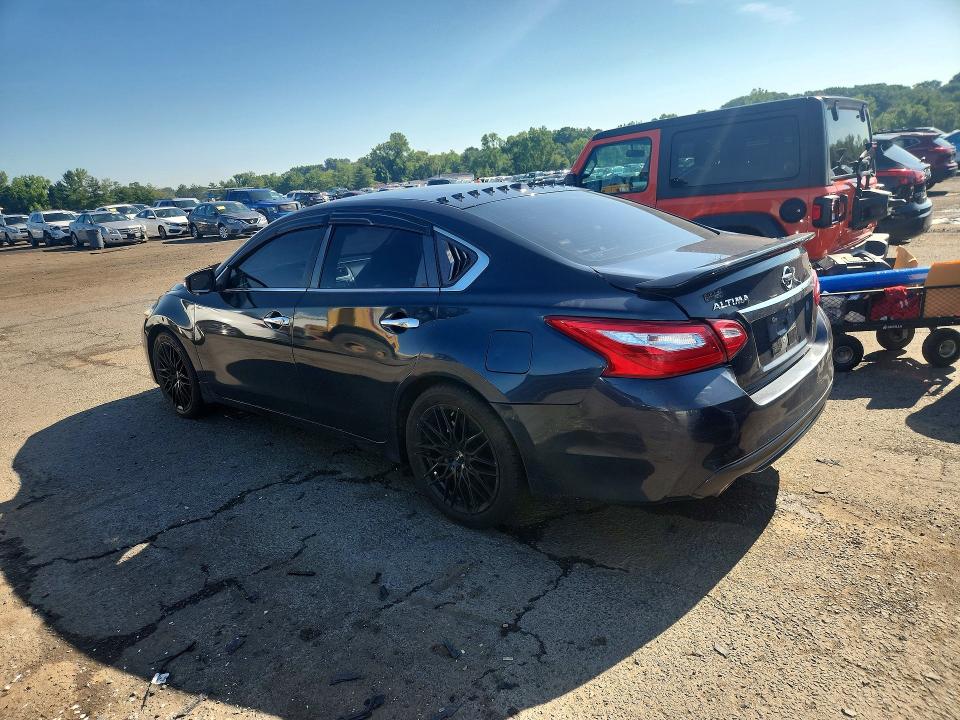 2017 Nissan Altima VIN 1N4AL3AP3HC273233 COPART salvage auction — MINOR DENT/SCRATCHES, Salvage Title, sold $575 on 2026-07-31 (photo 2)