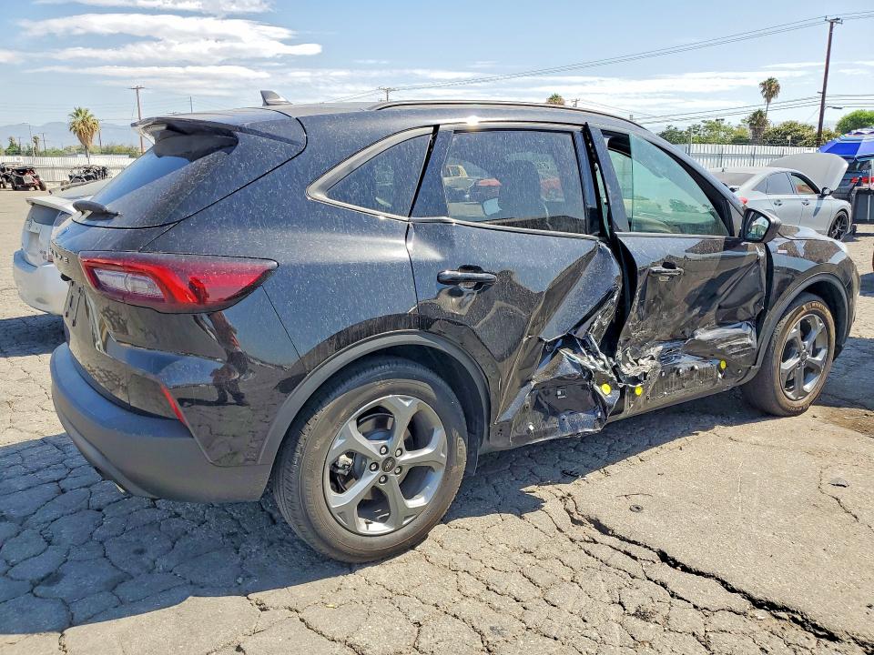 2025 Ford Escape VIN 1FMCU0MN2SUA10110 COPART salvage auction — SIDE, Fl - Cert Of Title Slvg Rebuildable (P), sold $4,650 on 2026-08-20 (photo 3)