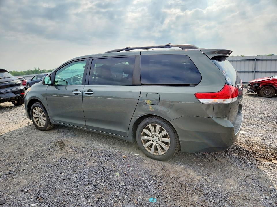 2013 Toyota Sienna VIN 5TDDK3DC7DS061818 COPART salvage auction — SIDE, VA - CERTIFICATE OF TITLE, sold $2,000 on 2026-07-22 (photo 2)