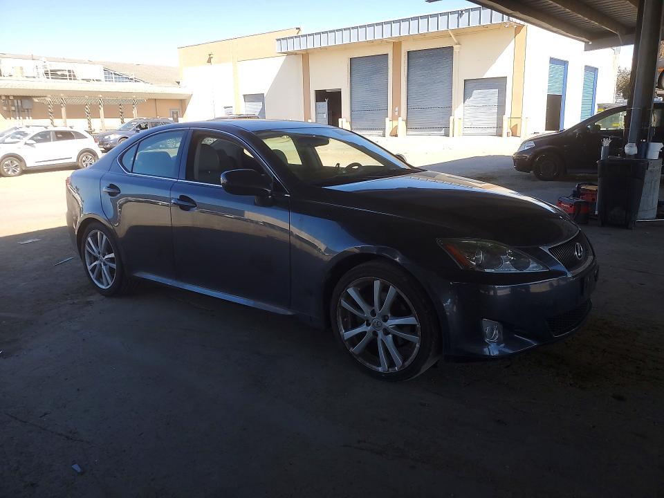 2006 Lexus Is VIN JTHBK262865017582 COPART salvage auction — REAR END, Ca - Salvage Certificate, sold $2,400 on 2026-07-30 (photo 4)