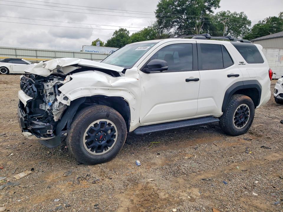 2025 Toyota 4runner VIN JTEVA5BR0S5001470 COPART salvage auction — Front End, AL - CERT OF TITLE-SALVAGE TITLE, sold $26,500 on 2026-08-07 (photo 1)