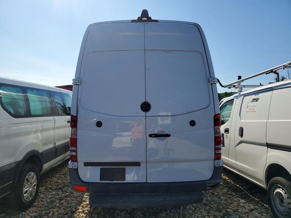 2018 Mercedes-benz Sprinter VIN WD3PE8CD1JP617844 COPART salvage auction — SIDE, Nh - Certificate Of Title, sold $90 on 2026-07-28 (photo 6)