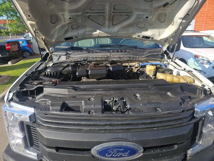 2017 Ford F350 VIN 1FT8W3B60HED95980 COPART salvage auction — MINOR DENT/SCRATCHES, Ab - Bos - Active, sold $7,500 on 2026-07-28 (photo 7)